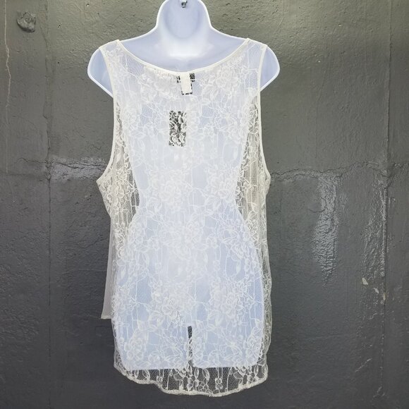 Torrid Tank Top Women XL Camisole Skull Lace Rose Butterfly Sleeveless Sheer NEW - Picture 8 of 16